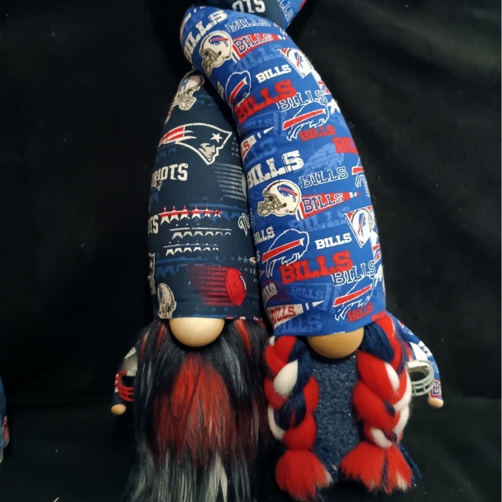 Sports Couples Gnome
